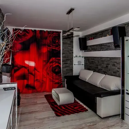 Apartment Apartament Czyzyny - Jacuzzi - Arena- Expo - Muzeum Lotnictwa - Park Wodny Krakow