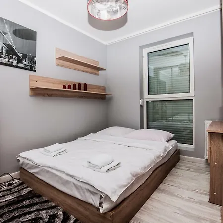 Apartament Czyzyny - Jacuzzi - Arena- Expo - Muzeum Lotnictwa - Park Wodny Cracovia